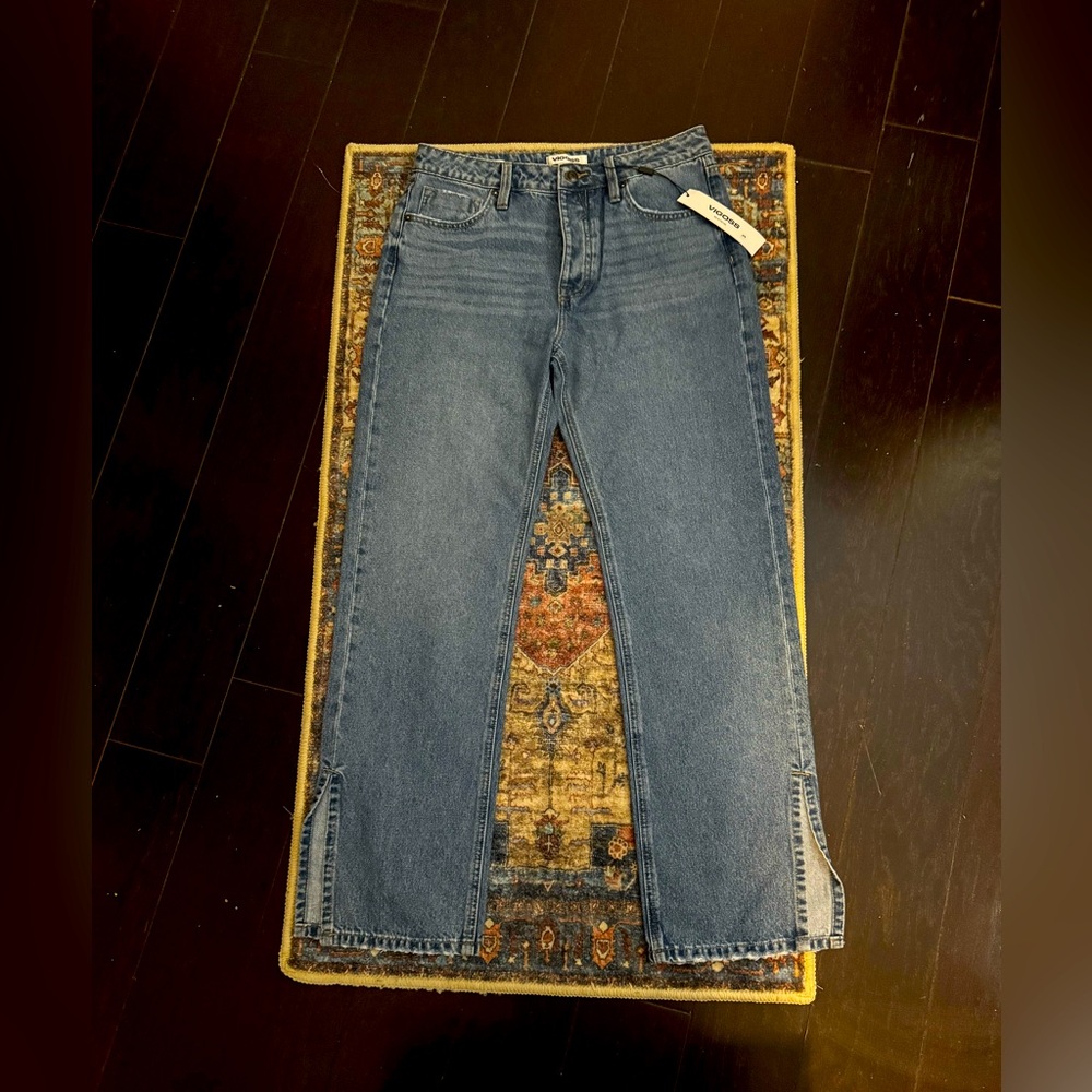 Classic Blue womens Jeans vigoss straight sz 29 NWT.